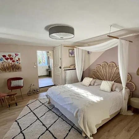 Nocleg ze śniadaniem La Maison De Marguerite 3*